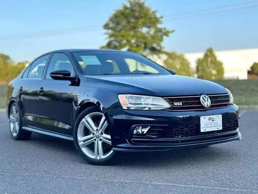 2017 Volkswagen Jetta GLI FWD photo