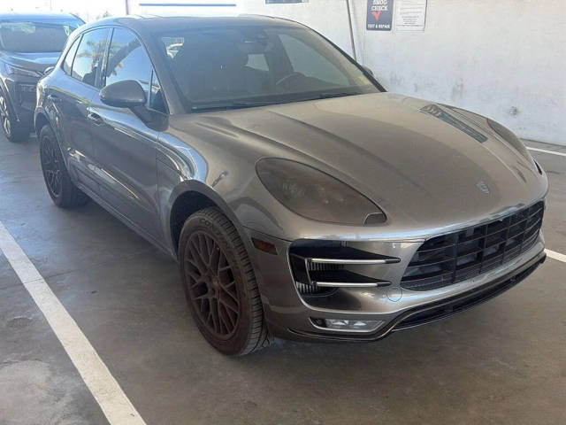 2015 Porsche Macan Turbo AWD photo