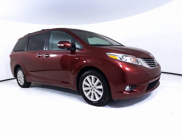 2017 Toyota Sienna Limited Premium AWD photo