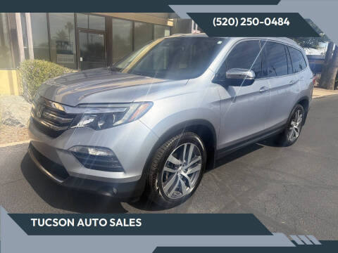 2017 Honda Pilot Touring FWD photo