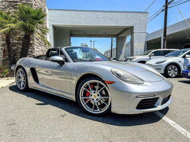 2017 Porsche Boxster S RWD photo