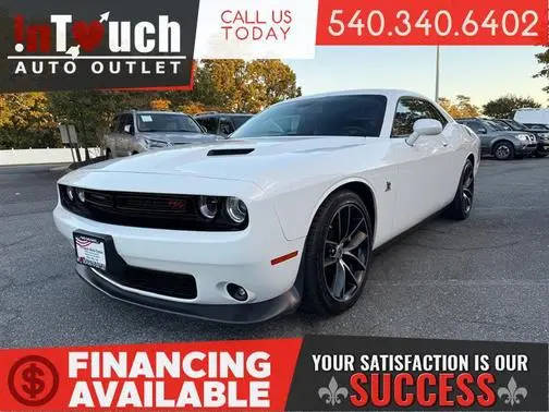 2017 Dodge Challenger R/T Scat Pack RWD photo