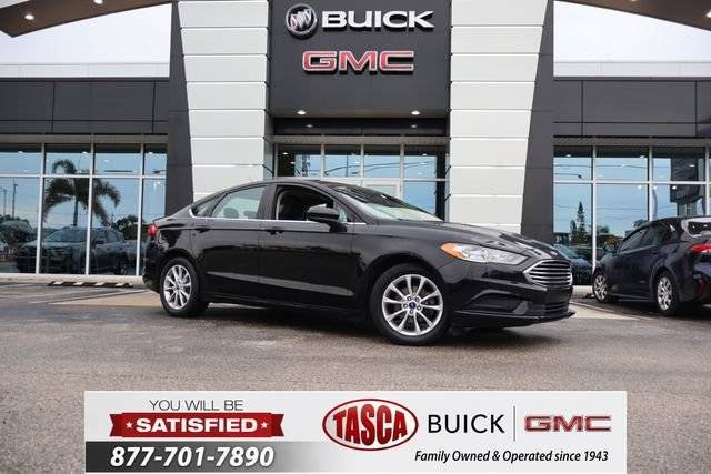 2017 Ford Fusion SE FWD photo
