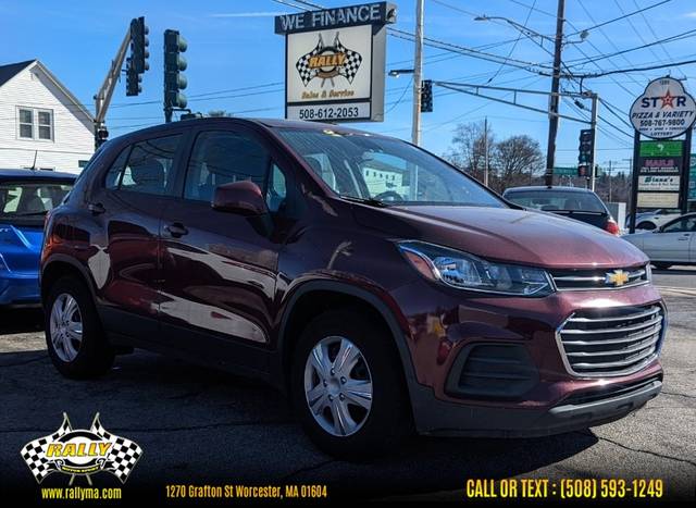 2017 Chevrolet Trax LS FWD photo