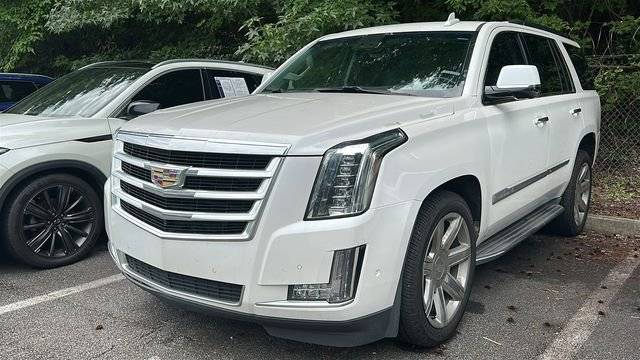 2017 Cadillac Escalade Luxury RWD photo