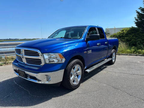 2017 Ram 1500 Big Horn 4WD photo