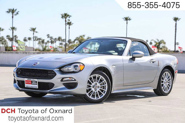 2017 FIAT 124 Spider Classica RWD photo