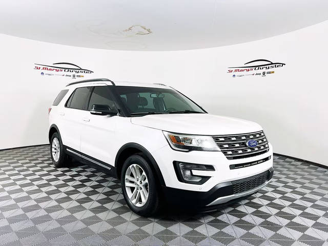 2017 Ford Explorer XLT FWD photo