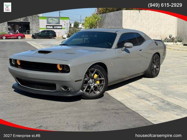 2017 Dodge Challenger R/T Scat Pack RWD photo