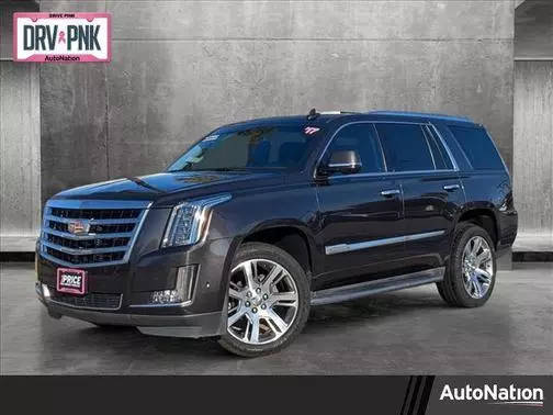 2017 Cadillac Escalade Luxury RWD photo