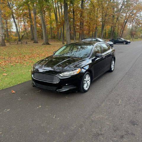 2016 Ford Fusion SE FWD photo