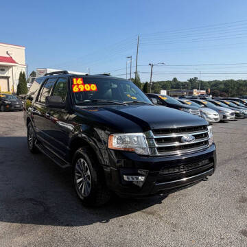 2016 Ford Expedition XLT 4WD photo