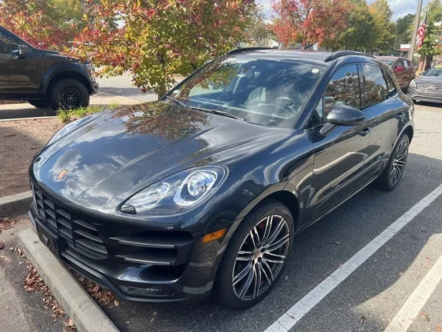 2017 Porsche Macan Turbo AWD photo