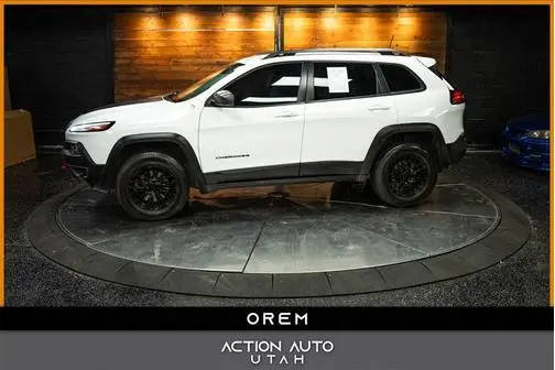 2017 Jeep Cherokee Trailhawk L Plus 4WD photo