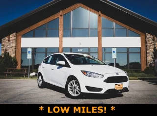 2017 Ford Focus SE FWD photo