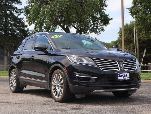 2017 Lincoln MKC Reserve FWD photo