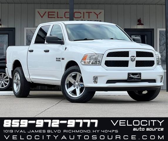 2017 Ram 1500 Express 4WD photo