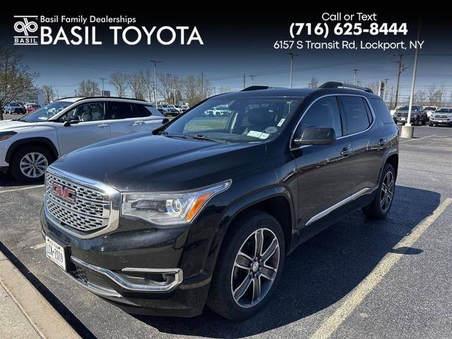 2017 GMC Acadia Denali AWD photo