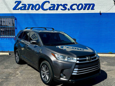 2017 Toyota Highlander XLE FWD photo