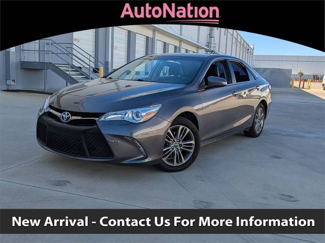 2016 Toyota Camry SE FWD photo