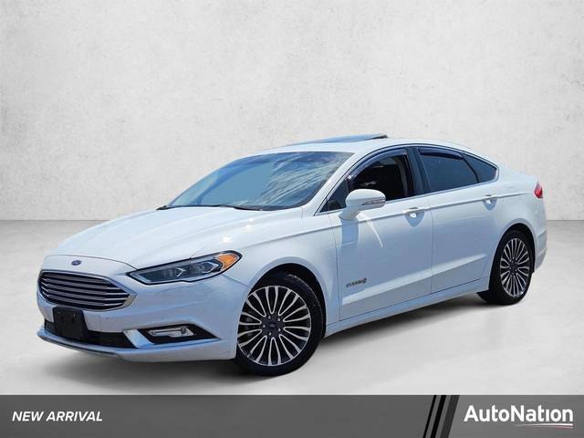 2017 Ford Fusion Hybrid Titanium FWD photo