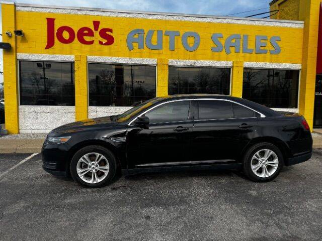 2017 Ford Taurus SEL FWD photo