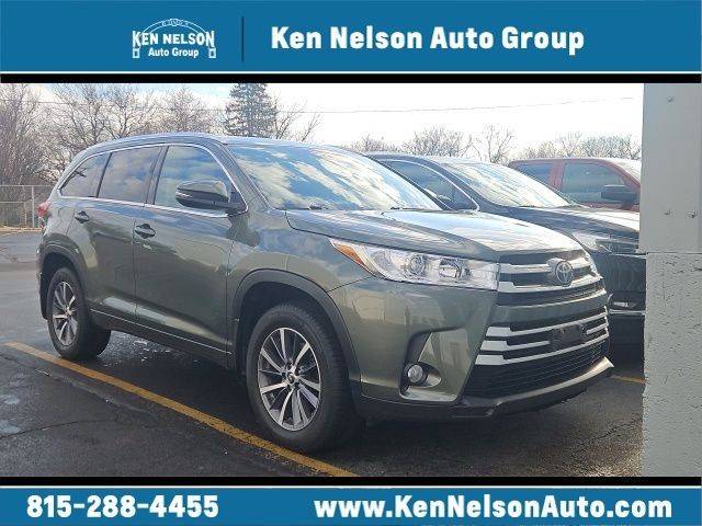 2017 Toyota Highlander XLE AWD photo