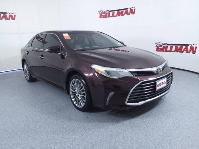 2018 Toyota Avalon Limited FWD photo