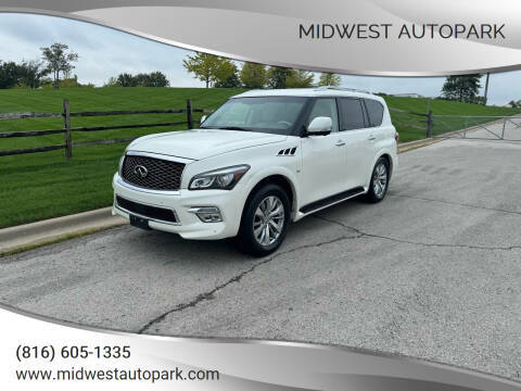 2016 Infiniti QX80  4WD photo