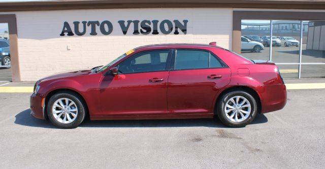 2017 Chrysler 300 300S RWD photo