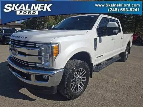 2017 Ford F-250 Super Duty Lariat 4WD photo