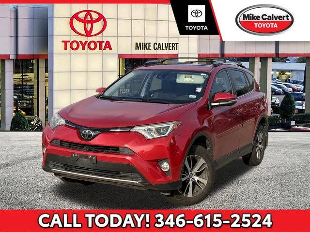 2017 Toyota RAV4 XLE FWD photo