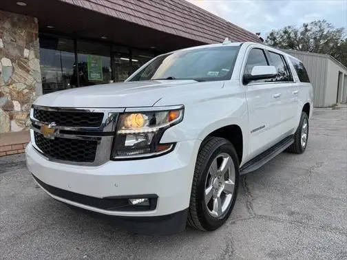 2017 Chevrolet Suburban LT RWD photo