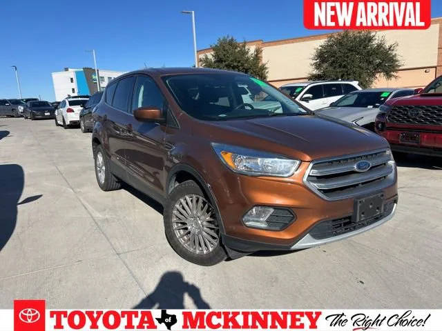 2017 Ford Escape SE FWD photo
