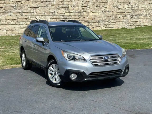 2017 Subaru Outback Premium AWD photo