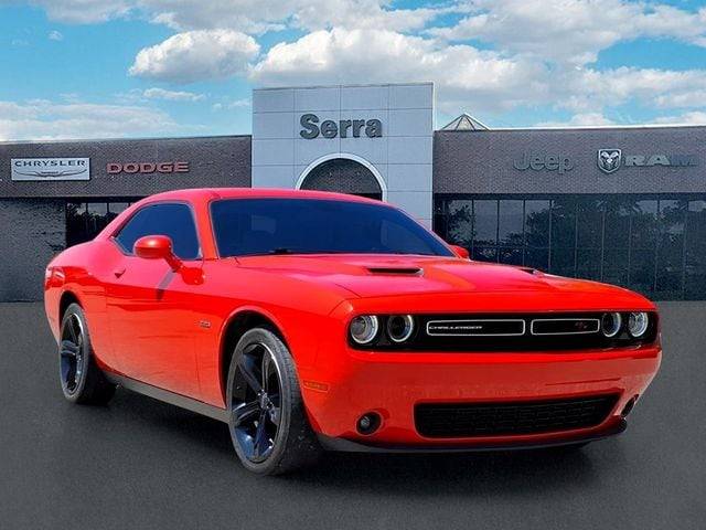 2017 Dodge Challenger R/T RWD photo