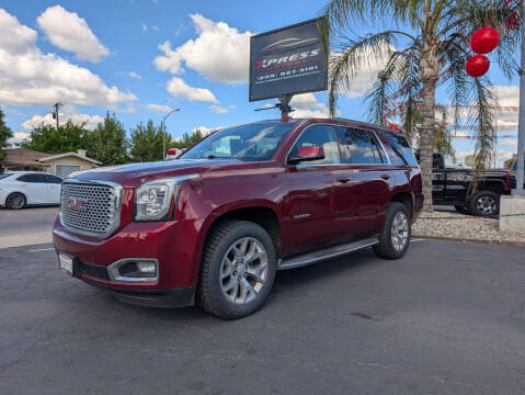 2017 GMC Yukon SLE 4WD photo
