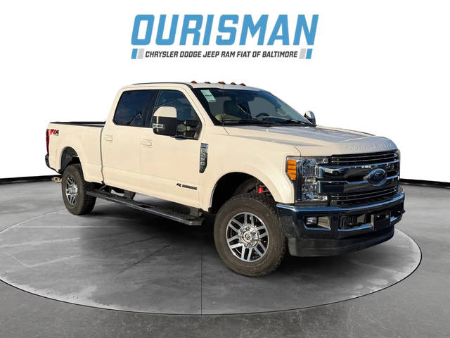 2017 Ford F-250 Super Duty Lariat 4WD photo