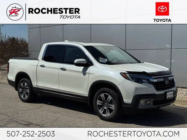 2017 Honda Ridgeline RTL-E AWD photo