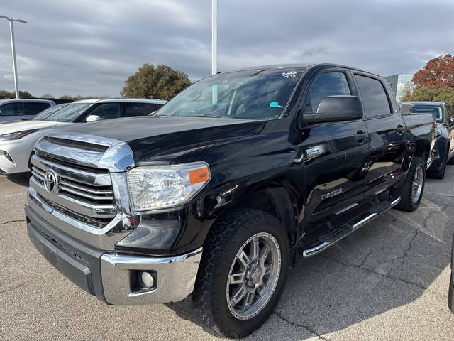 2017 Toyota Tundra SR5 4WD photo