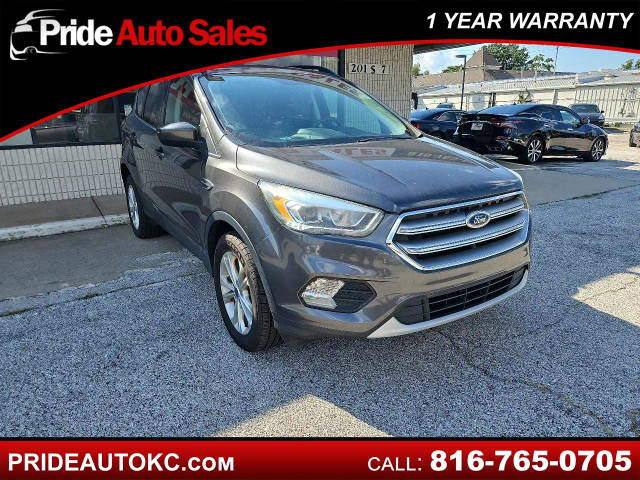 2017 Ford Escape SE FWD photo
