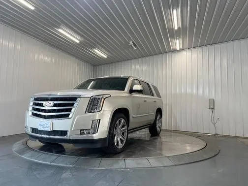 2017 Cadillac Escalade Premium Luxury 4WD photo
