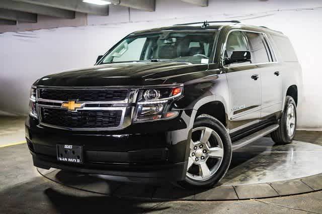 2017 Chevrolet Suburban LS RWD photo