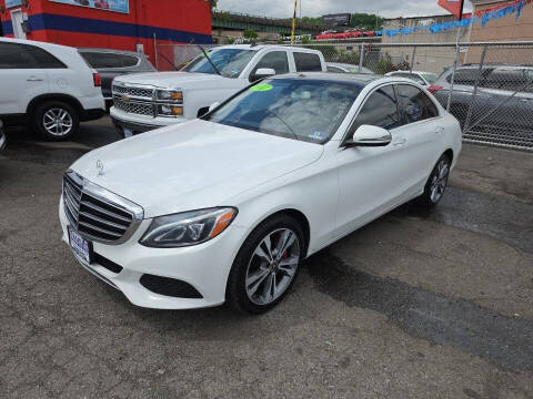 2017 Mercedes-Benz C-Class C 300 AWD photo