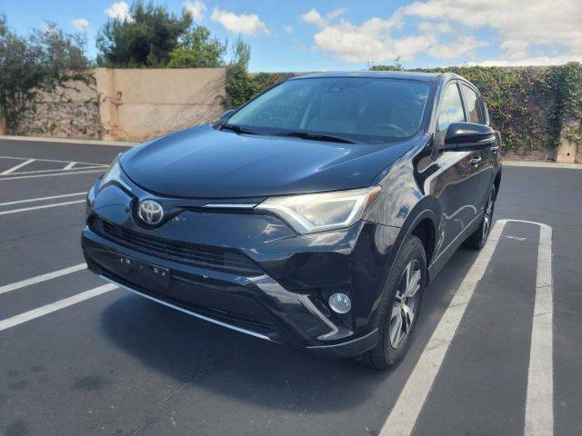 2017 Toyota RAV4 XLE FWD photo