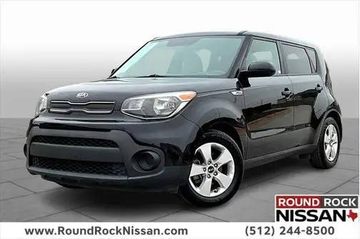 2017 Kia Soul Base FWD photo