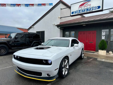 2017 Dodge Challenger 392 Hemi Scat Pack Shaker RWD photo