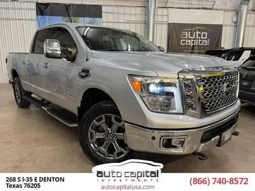 2017 Nissan Titan XD SL 4WD photo