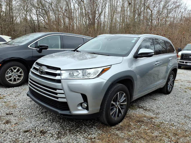 2017 Toyota Highlander XLE FWD photo