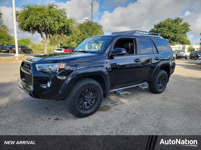 2017 Toyota 4Runner SR5 Premium 4WD photo